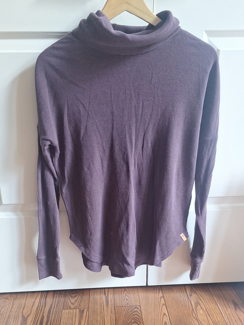NWOT TenTree Womens Long Sleeve TreeWaffle Knit Turtleneck Top - Plum